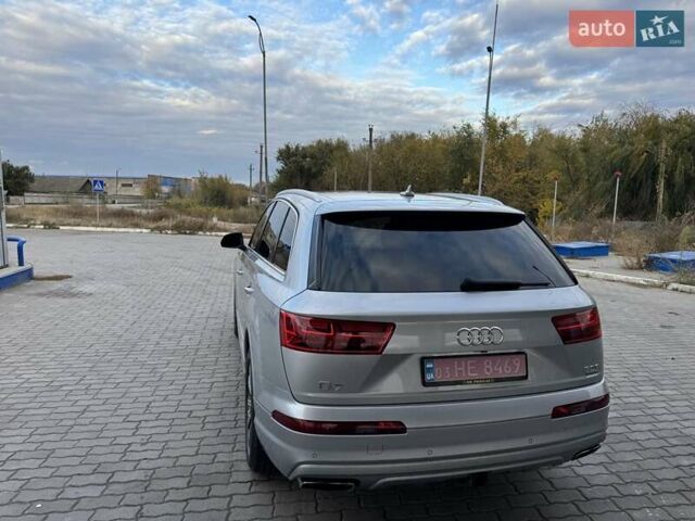 Ауди Ку 7 2017 в Верхнеднепровске на Automoto.ua Серый Ауди Ку 7, объемом двигателя 3 л и пробегом 215 тыс. км за 24999 $, фото 8 на Automoto.ua