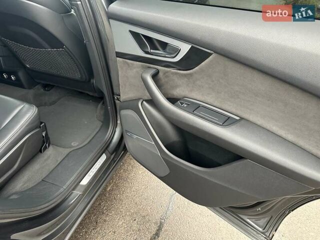 Серый Ауди Ку 7, объемом двигателя 3 л и пробегом 255 тыс. км за 38000 $, фото 17 на Automoto.ua