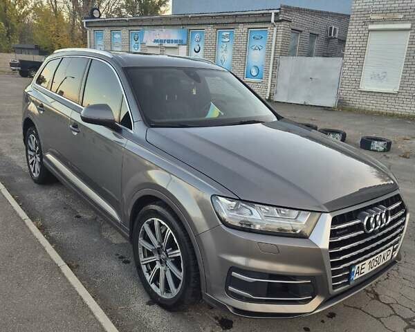 Сірий Ауді Ку 7, об'ємом двигуна 3 л та пробігом 147 тис. км за 29500 $, фото 4 на Automoto.ua