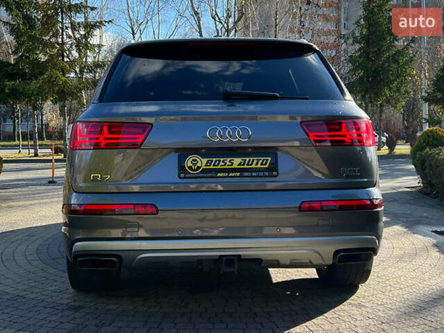 Серый Ауди Ку 7, объемом двигателя 3 л и пробегом 175 тыс. км за 25300 $, фото 5 на Automoto.ua