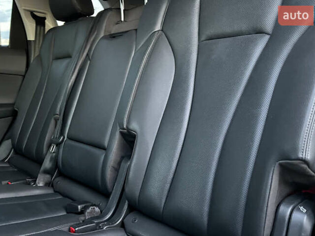 Сірий Ауді Ку 7, об'ємом двигуна 3 л та пробігом 178 тис. км за 32900 $, фото 22 на Automoto.ua