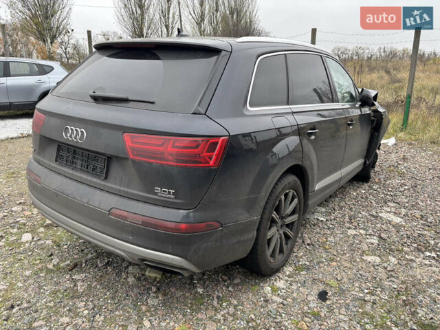 Сірий Ауді Ку 7, об'ємом двигуна 3 л та пробігом 200 тис. км за 14500 $, фото 2 на Automoto.ua
