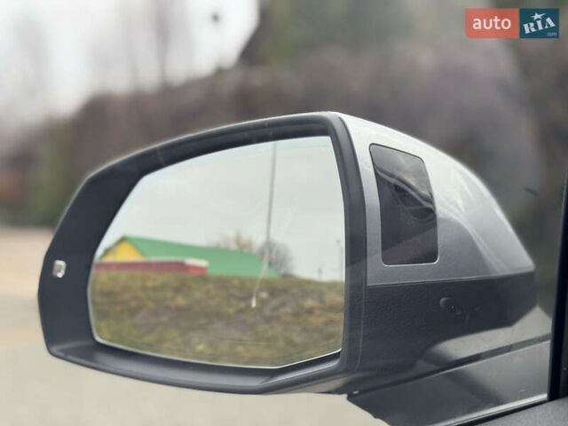 Сірий Ауді Ку 7, об'ємом двигуна 3 л та пробігом 225 тис. км за 20900 $, фото 61 на Automoto.ua
