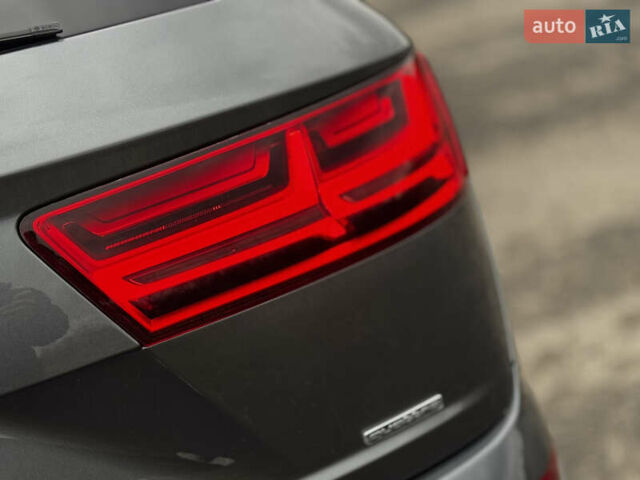 Серый Ауди Ку 7, объемом двигателя 2.97 л и пробегом 207 тыс. км за 42000 $, фото 17 на Automoto.ua