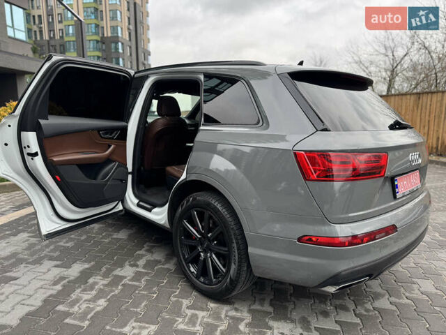Серый Ауди Ку 7, объемом двигателя 2 л и пробегом 212 тыс. км за 29000 $, фото 10 на Automoto.ua