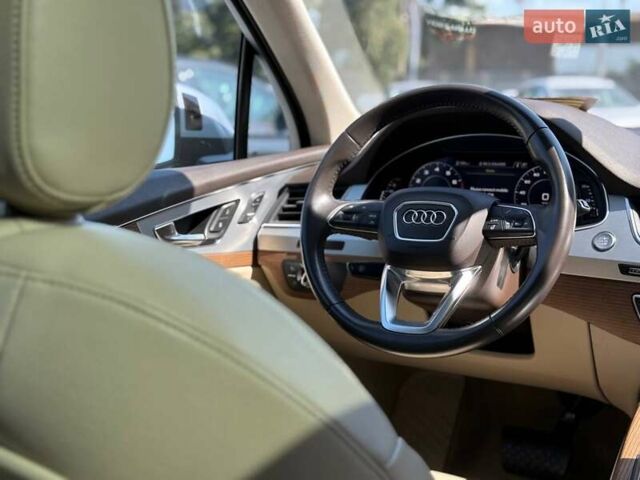 Серый Ауди Ку 7, объемом двигателя 3 л и пробегом 149 тыс. км за 27500 $, фото 61 на Automoto.ua