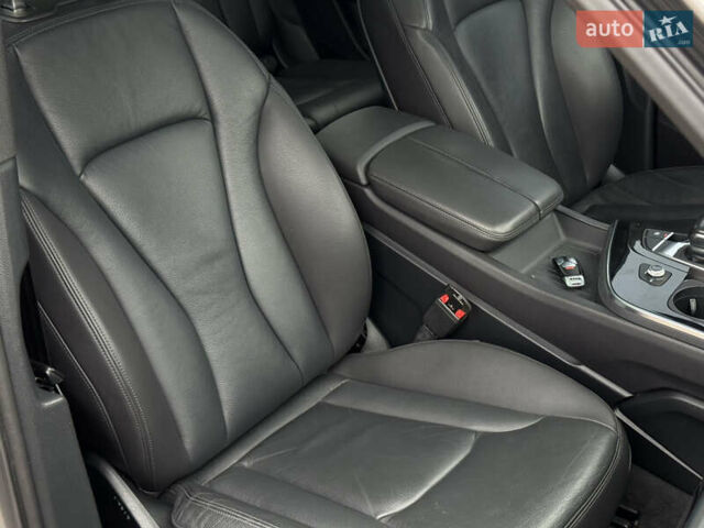 Серый Ауди Ку 7, объемом двигателя 3 л и пробегом 158 тыс. км за 27900 $, фото 18 на Automoto.ua