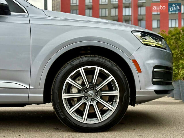 Серый Ауди Ку 7, объемом двигателя 3 л и пробегом 215 тыс. км за 25900 $, фото 12 на Automoto.ua