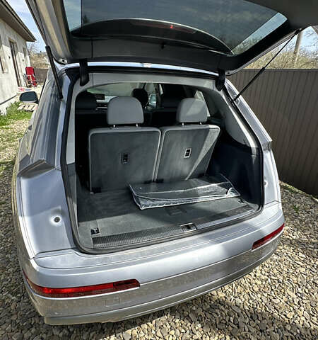 Серый Ауди Ку 7, объемом двигателя 1.98 л и пробегом 133 тыс. км за 25999 $, фото 24 на Automoto.ua