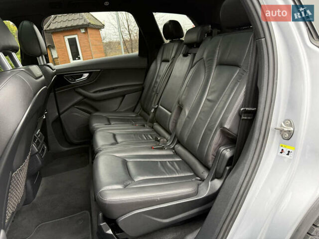 Серый Ауди Ку 7, объемом двигателя 3 л и пробегом 225 тыс. км за 22999 $, фото 57 на Automoto.ua