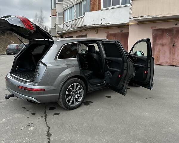 Сірий Ауді Ку 7, об'ємом двигуна 3 л та пробігом 375 тис. км за 24000 $, фото 6 на Automoto.ua