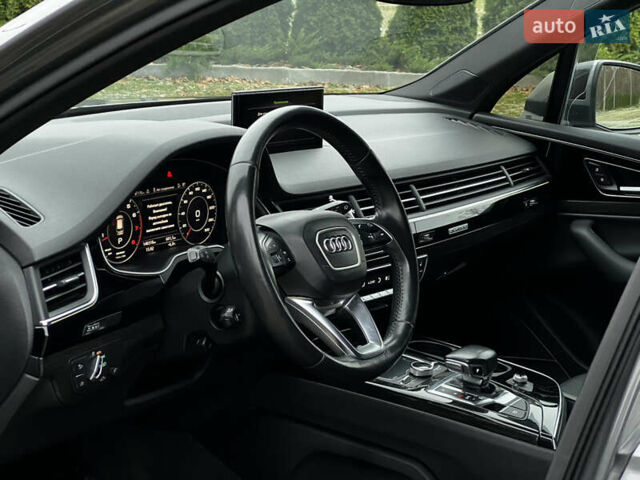 Серый Ауди Ку 7, объемом двигателя 3 л и пробегом 140 тыс. км за 29999 $, фото 16 на Automoto.ua