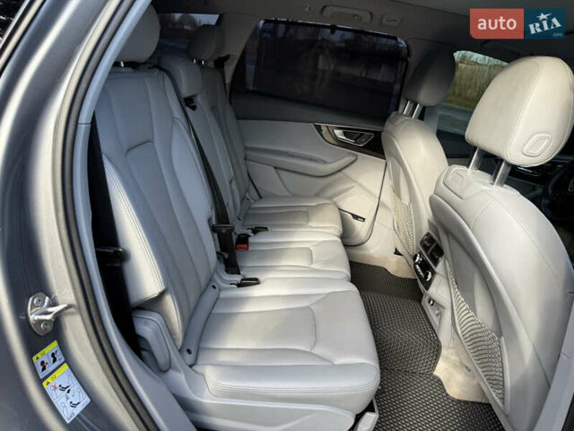 Сірий Ауді Ку 7, об'ємом двигуна 3 л та пробігом 206 тис. км за 26500 $, фото 7 на Automoto.ua