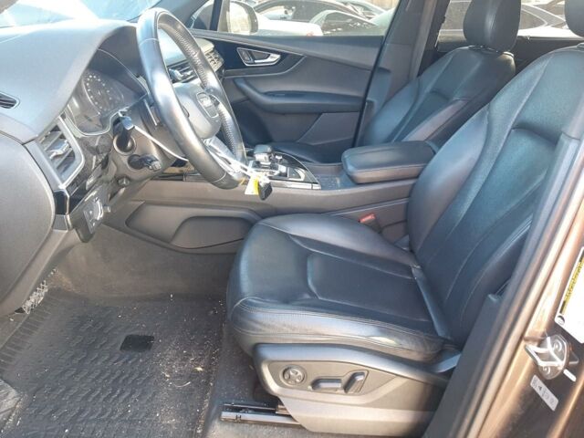 Серый Ауди Ку 7, объемом двигателя 3 л и пробегом 320 тыс. км за 16500 $, фото 6 на Automoto.ua