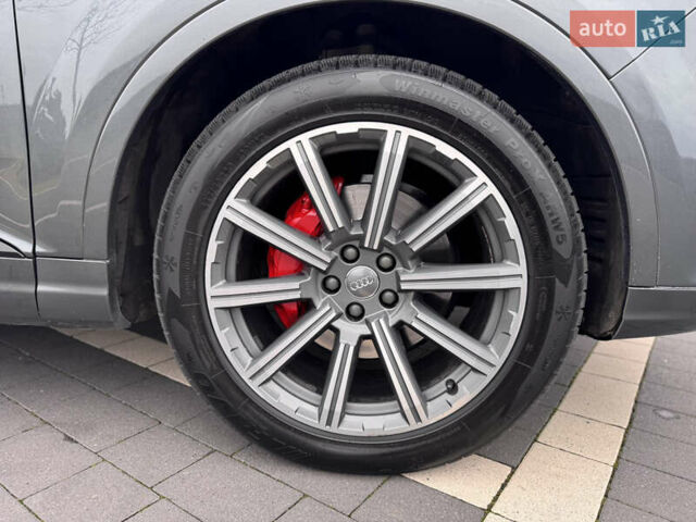 Серый Ауди Ку 7, объемом двигателя 2.97 л и пробегом 245 тыс. км за 30500 $, фото 31 на Automoto.ua