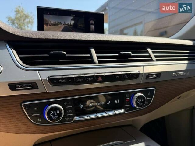 Серый Ауди Ку 7, объемом двигателя 3 л и пробегом 149 тыс. км за 27500 $, фото 42 на Automoto.ua