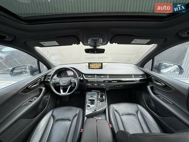 Сірий Ауді Ку 7, об'ємом двигуна 3 л та пробігом 195 тис. км за 21900 $, фото 60 на Automoto.ua