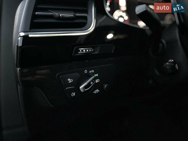 Сірий Ауді Ку 7, об'ємом двигуна 3 л та пробігом 138 тис. км за 28000 $, фото 15 на Automoto.ua