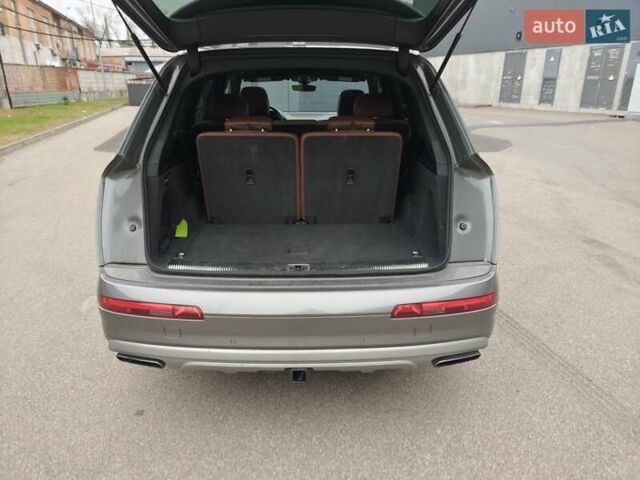 Серый Ауди Ку 7, объемом двигателя 3 л и пробегом 149 тыс. км за 26700 $, фото 27 на Automoto.ua