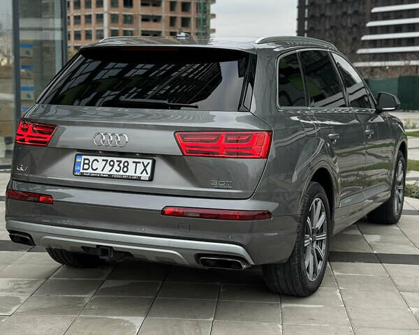 Серый Ауди Ку 7, объемом двигателя 3 л и пробегом 140 тыс. км за 28499 $, фото 6 на Automoto.ua