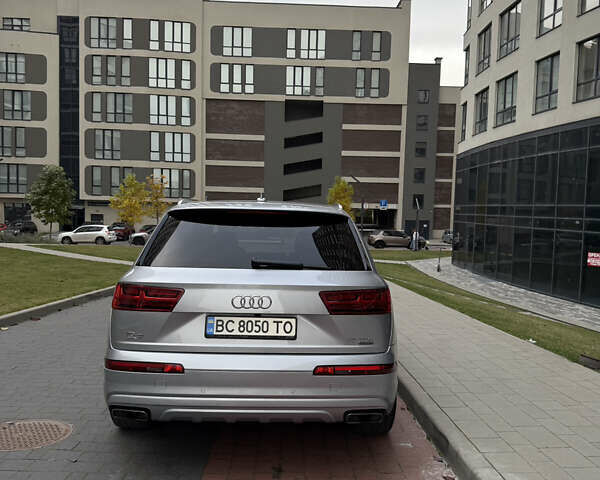 Сірий Ауді Ку 7, об'ємом двигуна 3 л та пробігом 135 тис. км за 34800 $, фото 3 на Automoto.ua