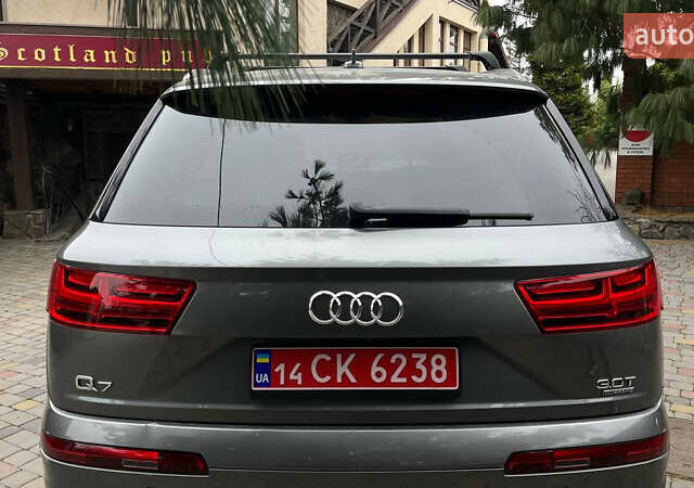 Серый Ауди Ку 7, объемом двигателя 3 л и пробегом 131 тыс. км за 24900 $, фото 5 на Automoto.ua