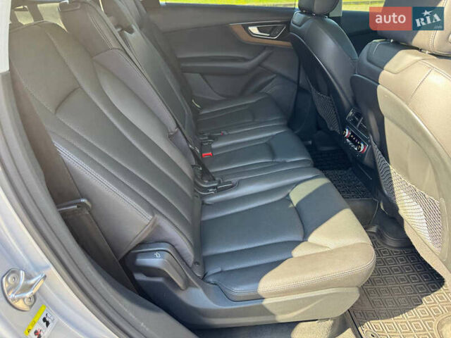 Ауди Ку 7 2017 в Одессе на Automoto.ua Серый Ауди Ку 7, объемом двигателя 3 л и пробегом 81 тыс. км за 27500 $, фото 35 на Automoto.ua