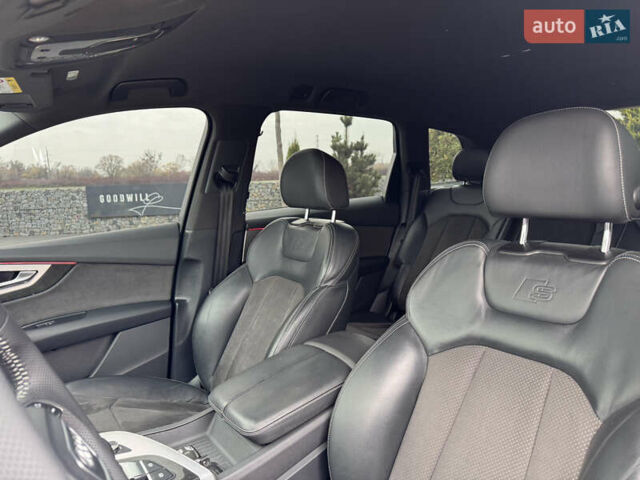 Серый Ауди Ку 7, объемом двигателя 2.97 л и пробегом 245 тыс. км за 30500 $, фото 29 на Automoto.ua