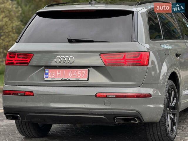 Серый Ауди Ку 7, объемом двигателя 2 л и пробегом 212 тыс. км за 29000 $, фото 7 на Automoto.ua
