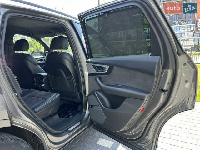 Сірий Ауді Ку 7, об'ємом двигуна 3 л та пробігом 247 тис. км за 36500 $, фото 37 на Automoto.ua