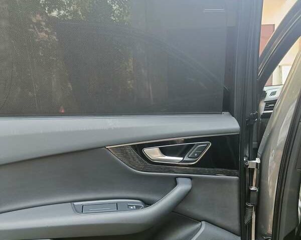 Серый Ауди Ку 7, объемом двигателя 3 л и пробегом 220 тыс. км за 23999 $, фото 19 на Automoto.ua