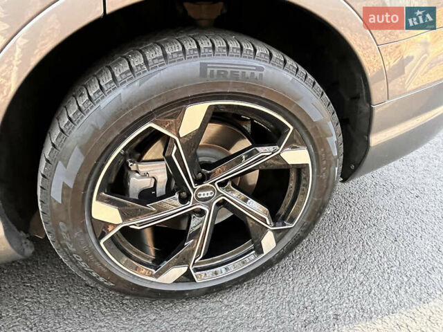 Сірий Ауді Ку 7, об'ємом двигуна 3 л та пробігом 137 тис. км за 35000 $, фото 15 на Automoto.ua