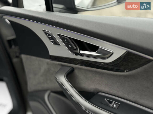 Серый Ауди Ку 7, объемом двигателя 2.97 л и пробегом 207 тыс. км за 42000 $, фото 55 на Automoto.ua