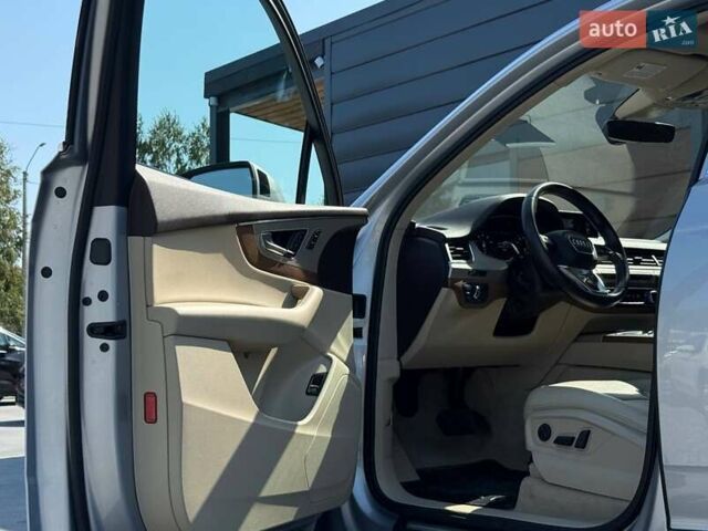 Серый Ауди Ку 7, объемом двигателя 3 л и пробегом 149 тыс. км за 27500 $, фото 22 на Automoto.ua