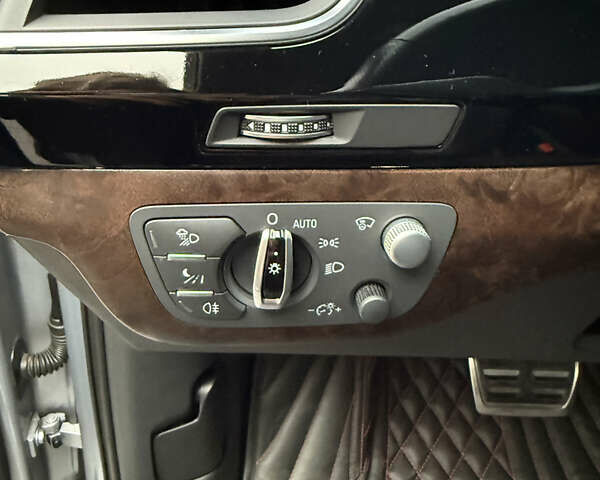 Сірий Ауді Ку 7, об'ємом двигуна 3 л та пробігом 135 тис. км за 34800 $, фото 15 на Automoto.ua