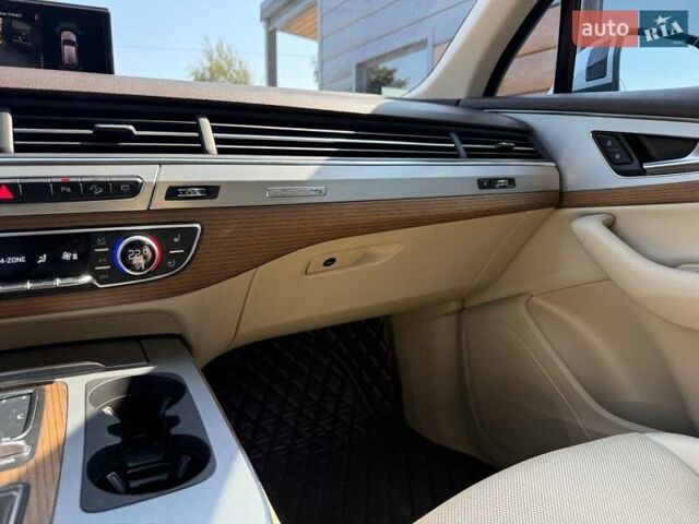 Серый Ауди Ку 7, объемом двигателя 3 л и пробегом 149 тыс. км за 27500 $, фото 65 на Automoto.ua