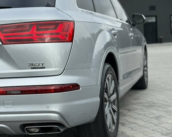 Сірий Ауді Ку 7, об'ємом двигуна 3 л та пробігом 162 тис. км за 28499 $, фото 16 на Automoto.ua