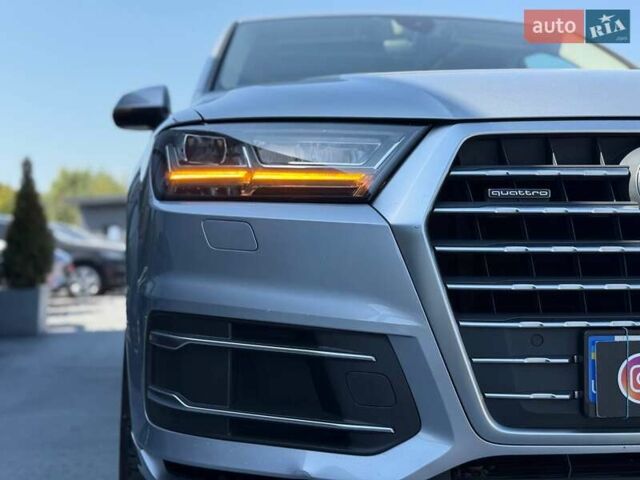 Серый Ауди Ку 7, объемом двигателя 3 л и пробегом 149 тыс. км за 27500 $, фото 16 на Automoto.ua