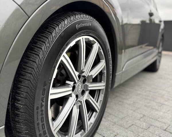 Ауді Ку 7 2017 у Богородчанах на Automoto.ua Сірий Ауді Ку 7, об'ємом двигуна 3 л та пробігом 115 тис. км за 34850 $, фото 8 на Automoto.ua
