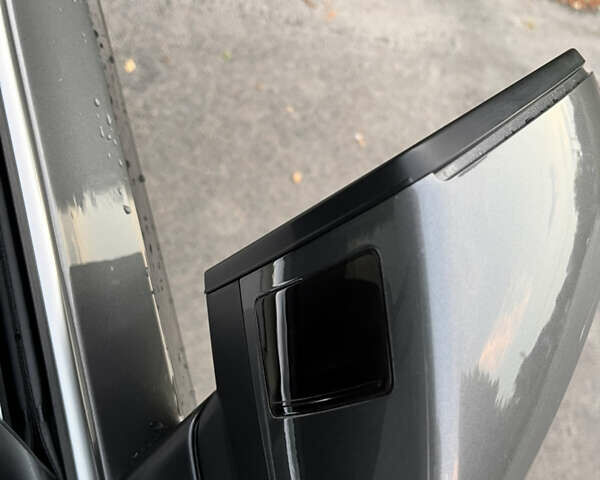 Сірий Ауді Ку 7, об'ємом двигуна 3 л та пробігом 137 тис. км за 35000 $, фото 27 на Automoto.ua