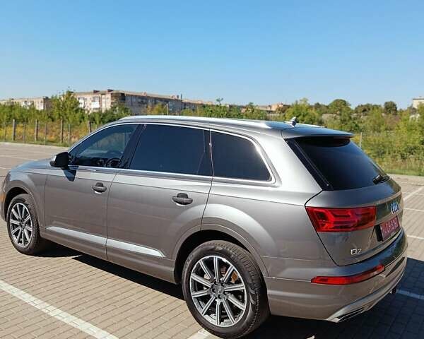 Серый Ауди Ку 7, объемом двигателя 3 л и пробегом 220 тыс. км за 23700 $, фото 2 на Automoto.ua