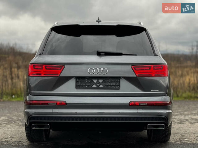 Серый Ауди Ку 7, объемом двигателя 2.97 л и пробегом 207 тыс. км за 42000 $, фото 5 на Automoto.ua