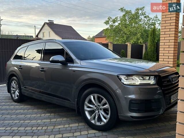 Серый Ауди Ку 7, объемом двигателя 2.97 л и пробегом 94 тыс. км за 46500 $, фото 4 на Automoto.ua
