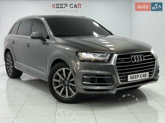 Сірий Ауді Ку 7, об'ємом двигуна 3 л та пробігом 207 тис. км за 29900 $, фото 3 на Automoto.ua