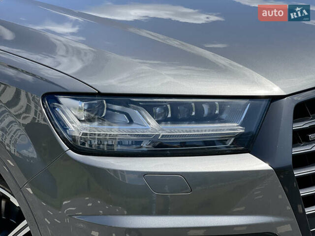 Сірий Ауді Ку 7, об'ємом двигуна 3 л та пробігом 247 тис. км за 36500 $, фото 12 на Automoto.ua