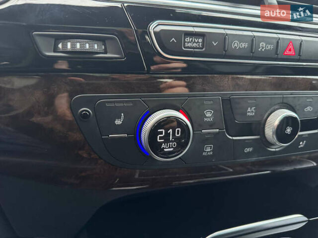 Серый Ауди Ку 7, объемом двигателя 3 л и пробегом 148 тыс. км за 24500 $, фото 16 на Automoto.ua