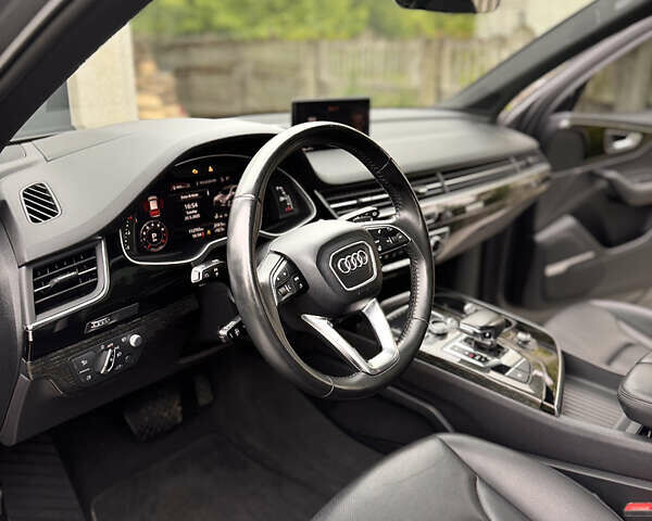 Ауді Ку 7 2017 у Богородчанах на Automoto.ua Сірий Ауді Ку 7, об'ємом двигуна 3 л та пробігом 115 тис. км за 34850 $, фото 28 на Automoto.ua