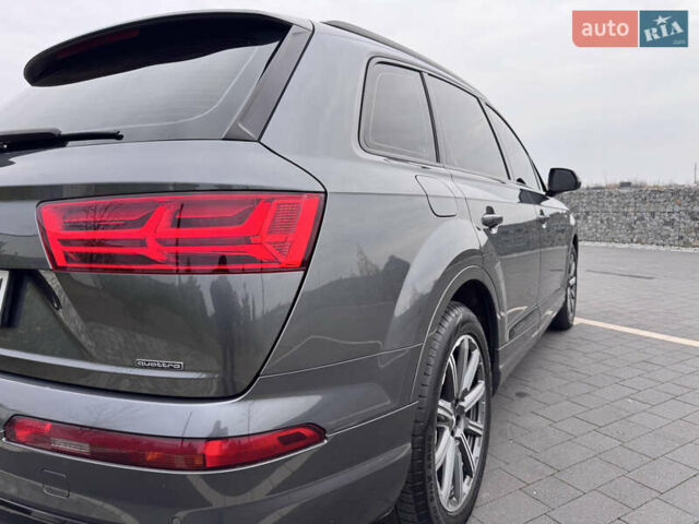 Серый Ауди Ку 7, объемом двигателя 2.97 л и пробегом 245 тыс. км за 30500 $, фото 7 на Automoto.ua
