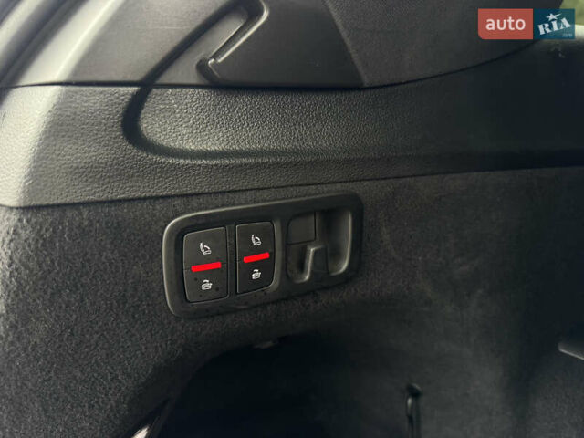 Сірий Ауді Ку 7, об'ємом двигуна 3 л та пробігом 225 тис. км за 20900 $, фото 43 на Automoto.ua