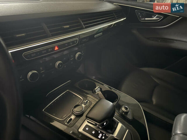 Сірий Ауді Ку 7, об'ємом двигуна 3 л та пробігом 194 тис. км за 23300 $, фото 36 на Automoto.ua